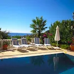 Rosa Kalkan * Kas